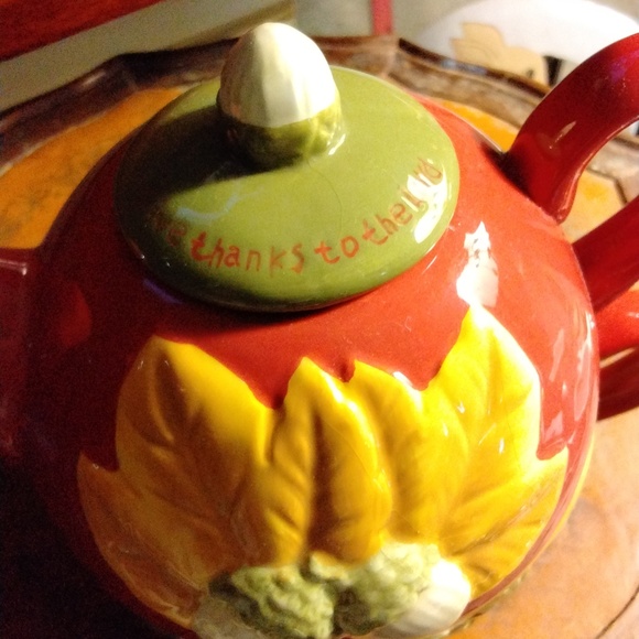 Tea for One~ 2 cup stacking fall teapot NWT - Picture 2 of 5